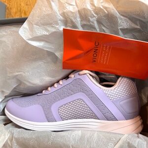 NWT Vionic Agile JoJo Ombre Comfort Sneakers,  Lilac, Size 8 W